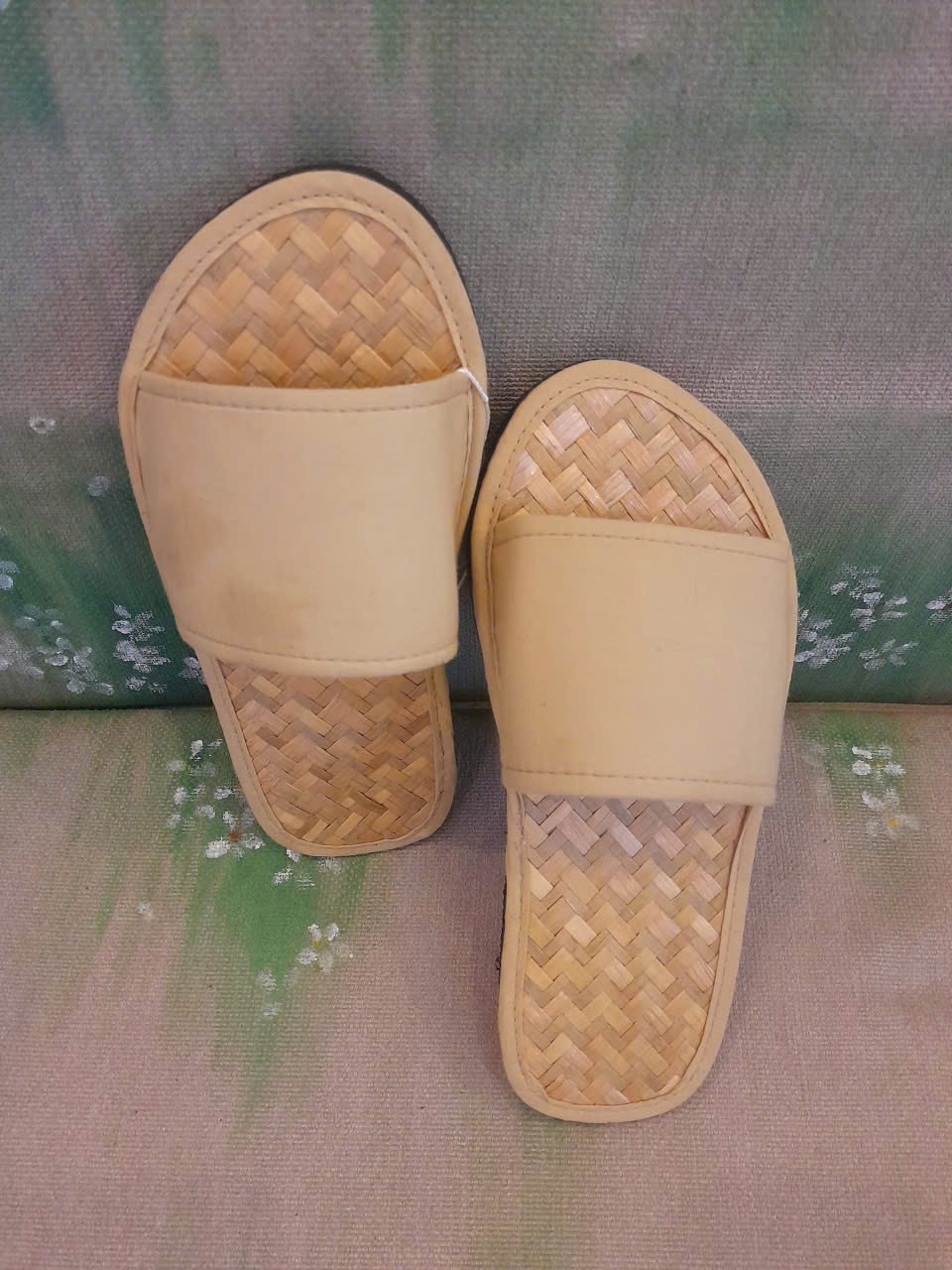 DÉP CỎ DOMINHSTORES-MÁT XA CHÂN-ĐI TRONG NHÀ-QUAI NGANG NỮ-DC010 - Hình ảnh 3